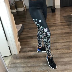 Alo Yoga x Gypset Goddess butterfly leggings